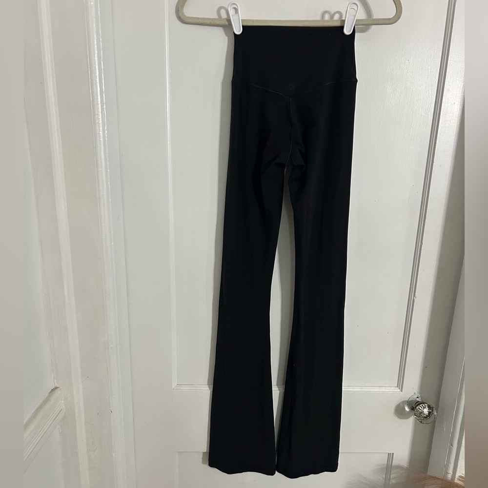 Aerie OFFLINE Black High-Rise Flared Leggings - Picture 3 of 6